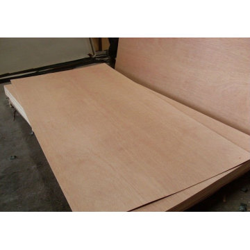 Veneer de 9 mm Okoume Veneer E0 Glue Clywood commercial